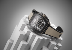 Flying Tourbillon Grande Date B 1.618 Carbon Earth